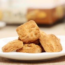 韩国进口韩美禾牛奶扁桃仁茶点148g好吃的办公室休闲零食品小吃