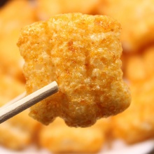 可瑞安进口零食 辣味年糕串好吃的办公室膨化食品 休闲小吃